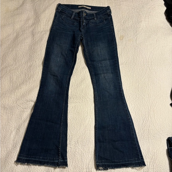 Levi Flare Jeans - Picture 1 of 4